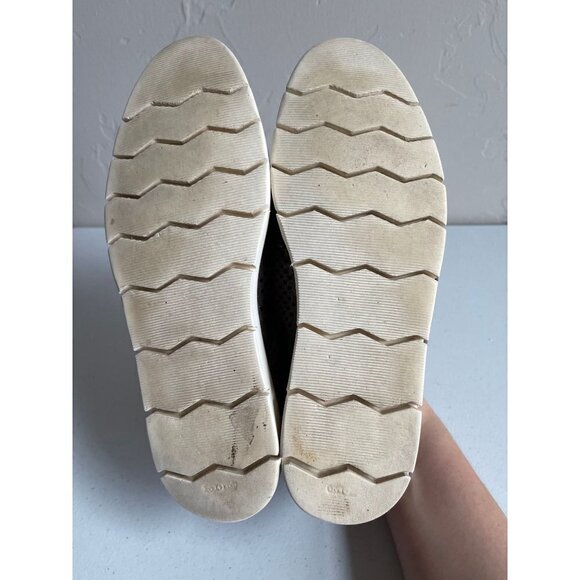 TRASK Lena Size 9M Leather Perforated Lace Up Oxford Pewter Metallic Gray Tan - Picture 7 of 7